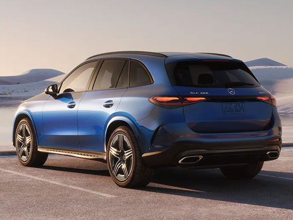 2023 Mercedes-Benz GLC Rear Angle